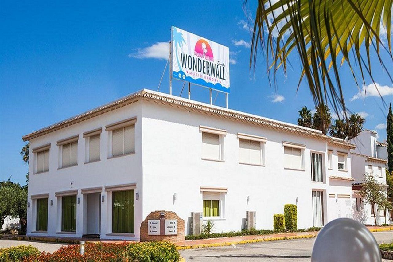 גאנדיה Tu&Me Resort - Adults Only מראה חיצוני תמונה